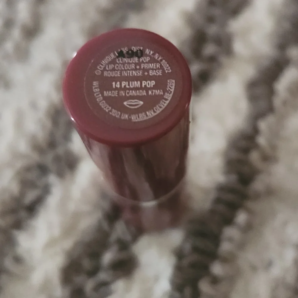 Christmas price reduction sale. NWT Clinique Makeup Moisture Surge gift set - Picture 8 of 8